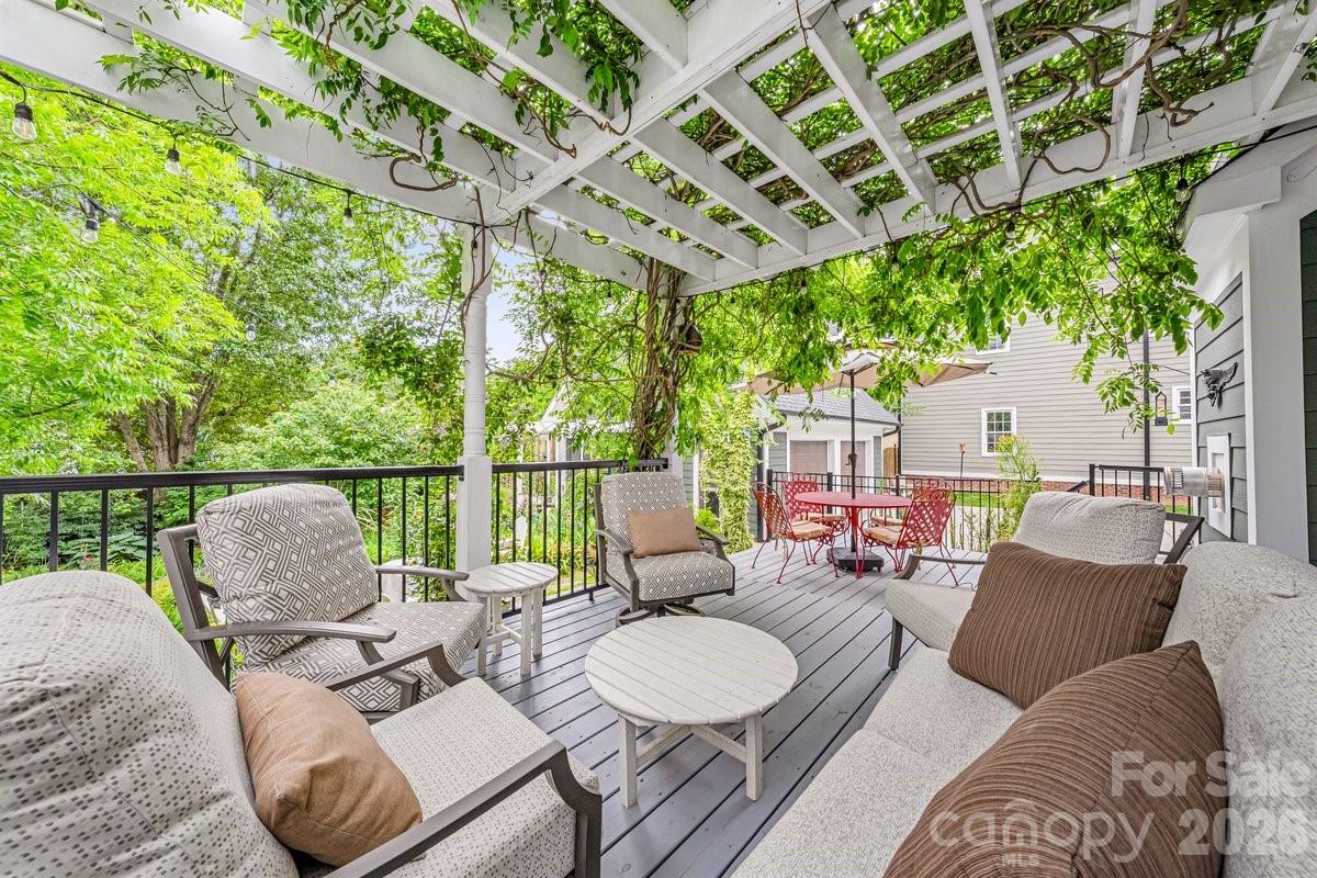 Sherwood Forest - Residential