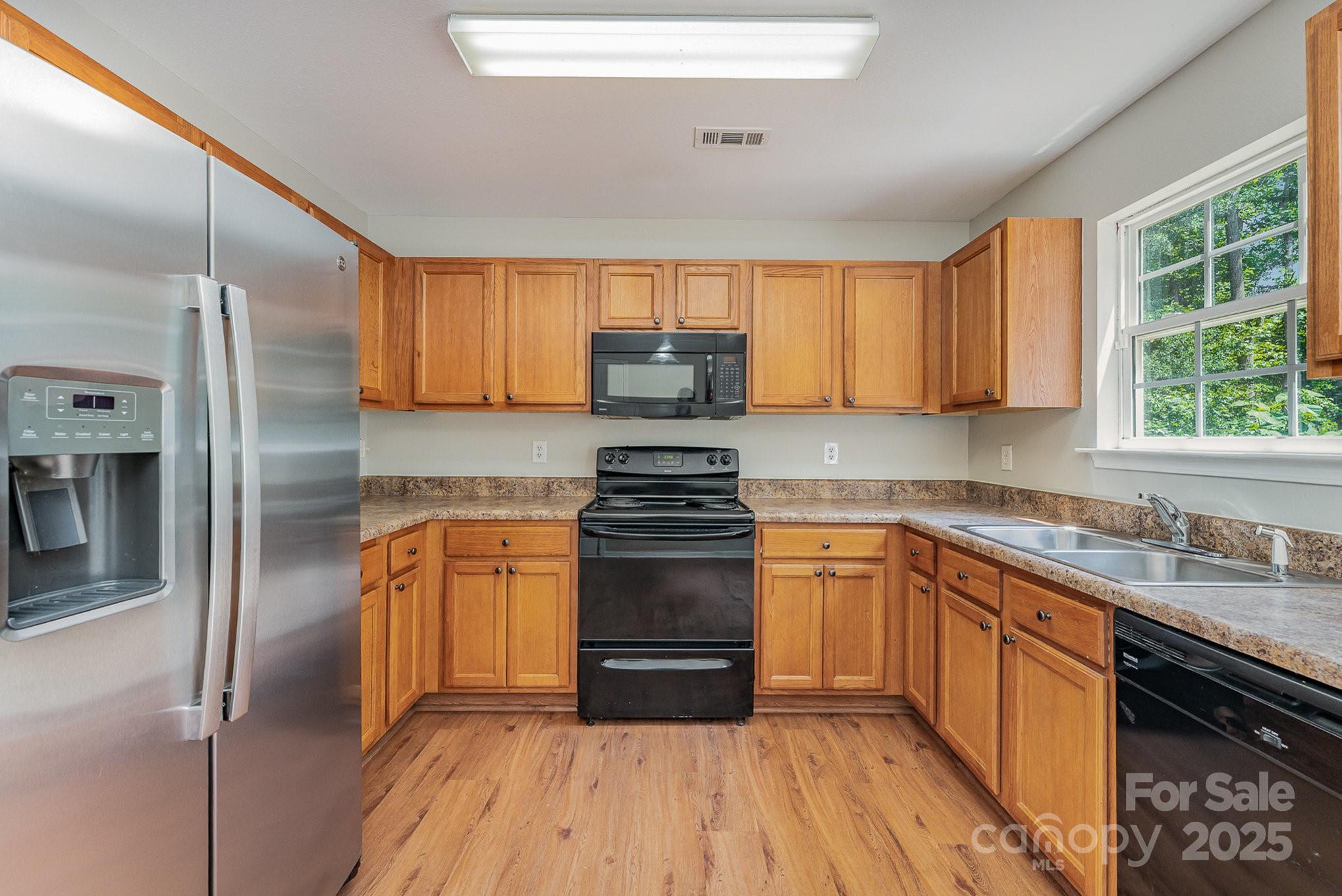 Creekside At Coulwood - Residential