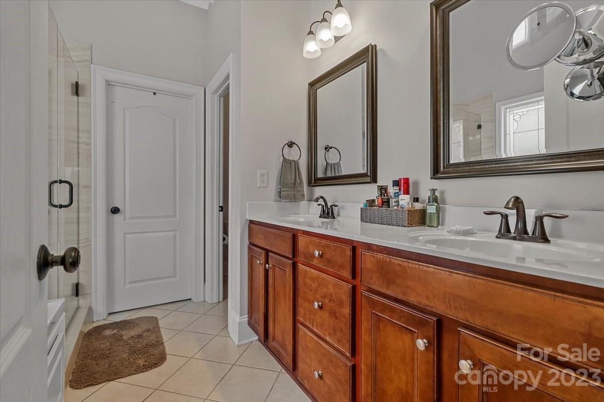 Seven Oaks - Residential
