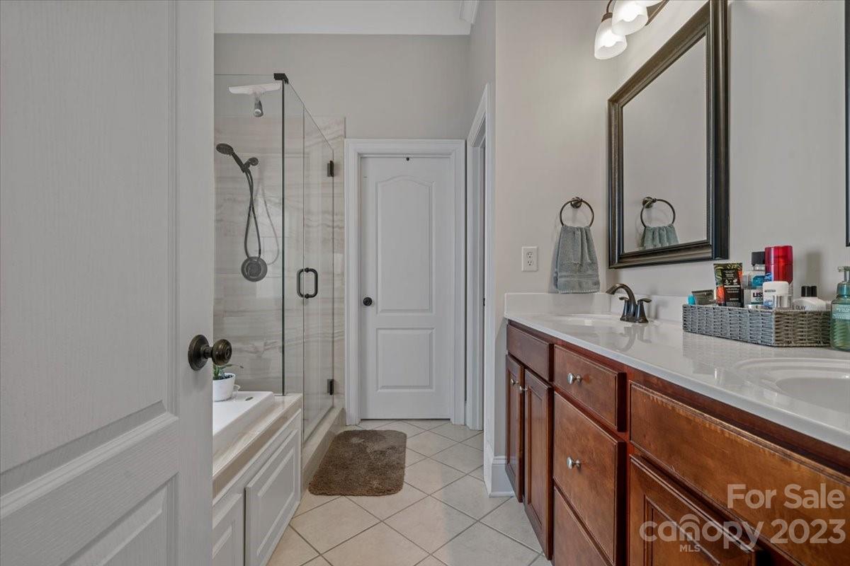 Seven Oaks - Residential