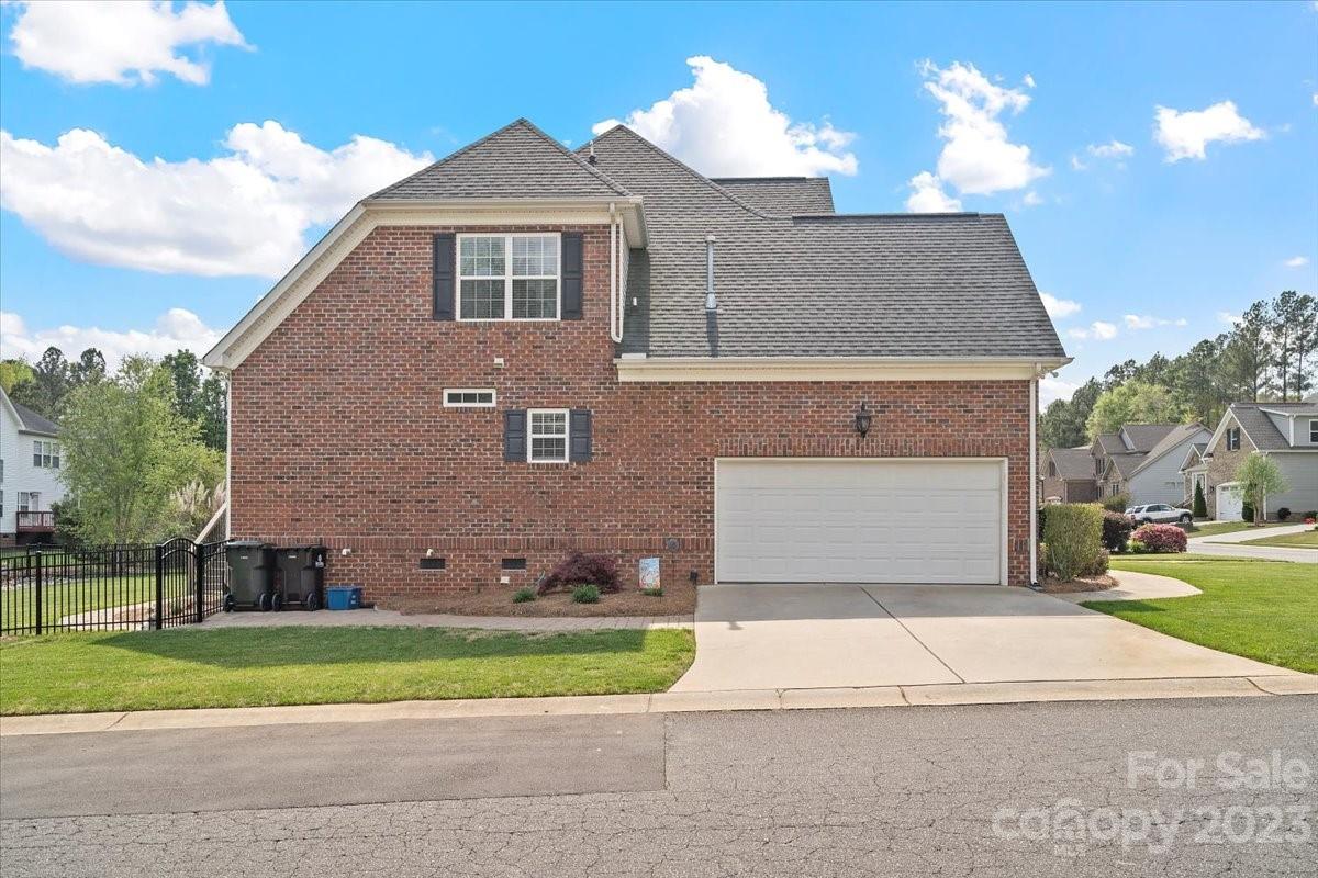 Seven Oaks - Residential