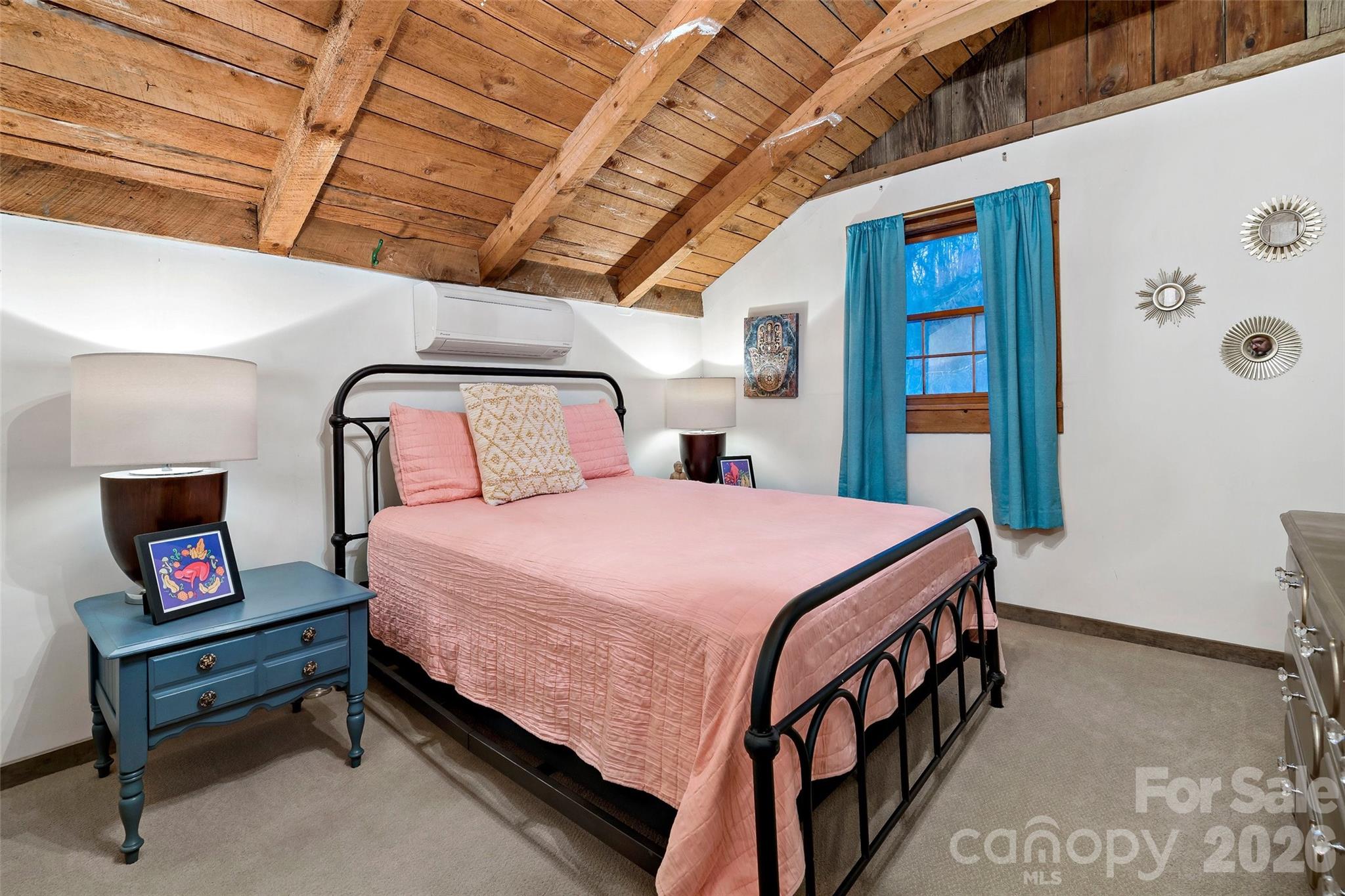 Wolf Laurel - Residential