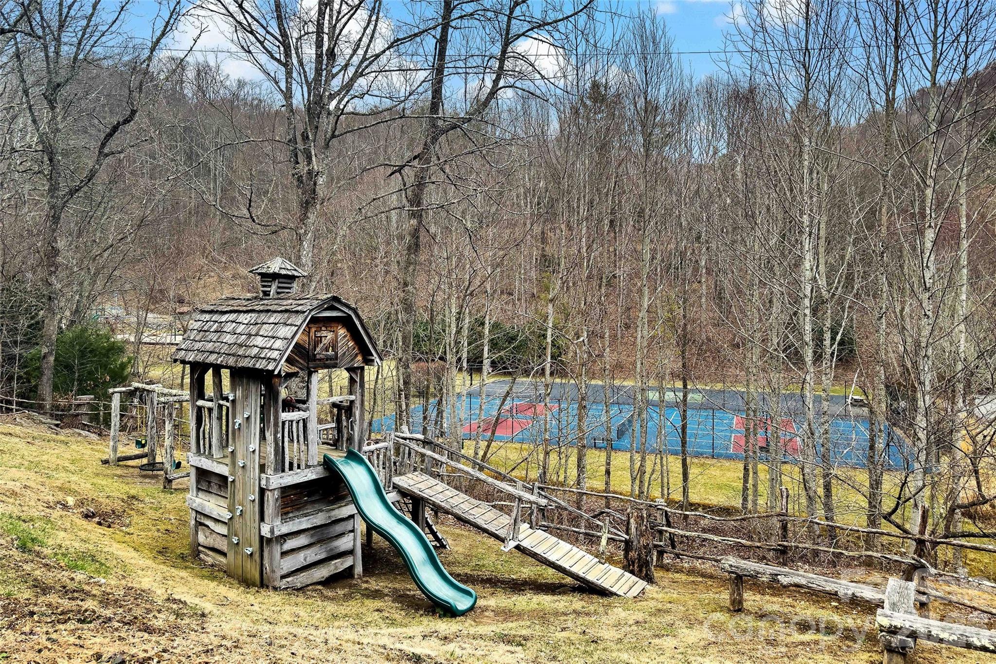 Wolf Laurel - Residential