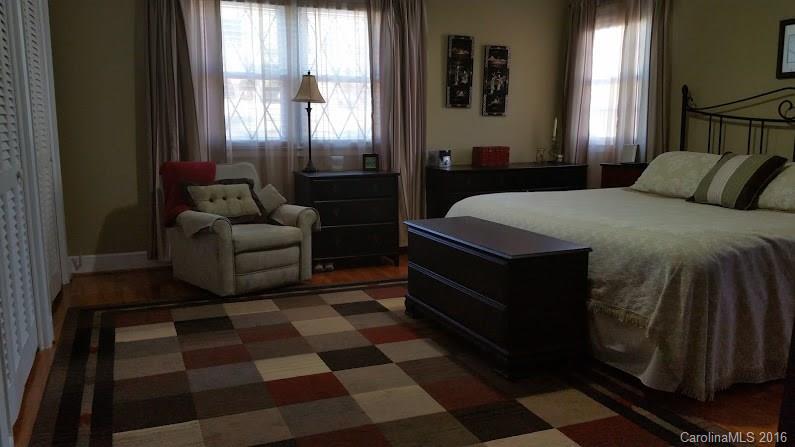 Country Club Estates - Residential