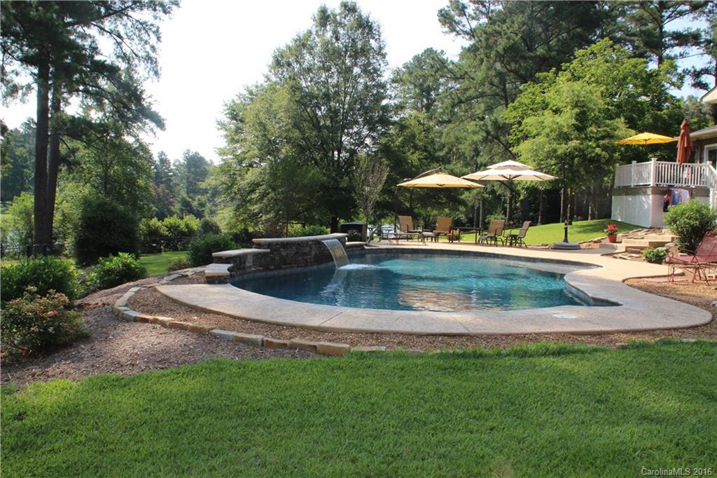 Country Club Estates - Residential