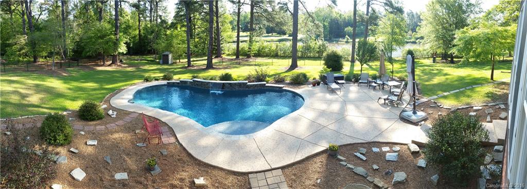 Country Club Estates - Residential