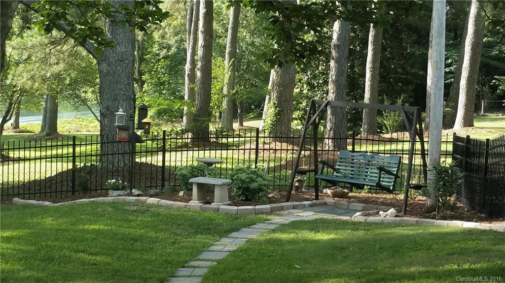 Country Club Estates - Residential
