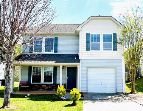 7928 Ponderosa Pine Lane Charlotte NC 28215