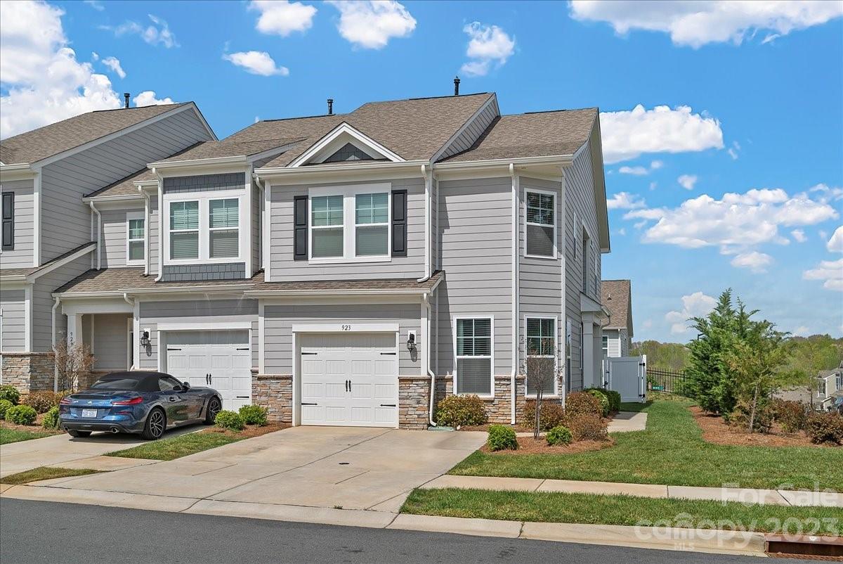 The Village At Ivy Ridge - Residential