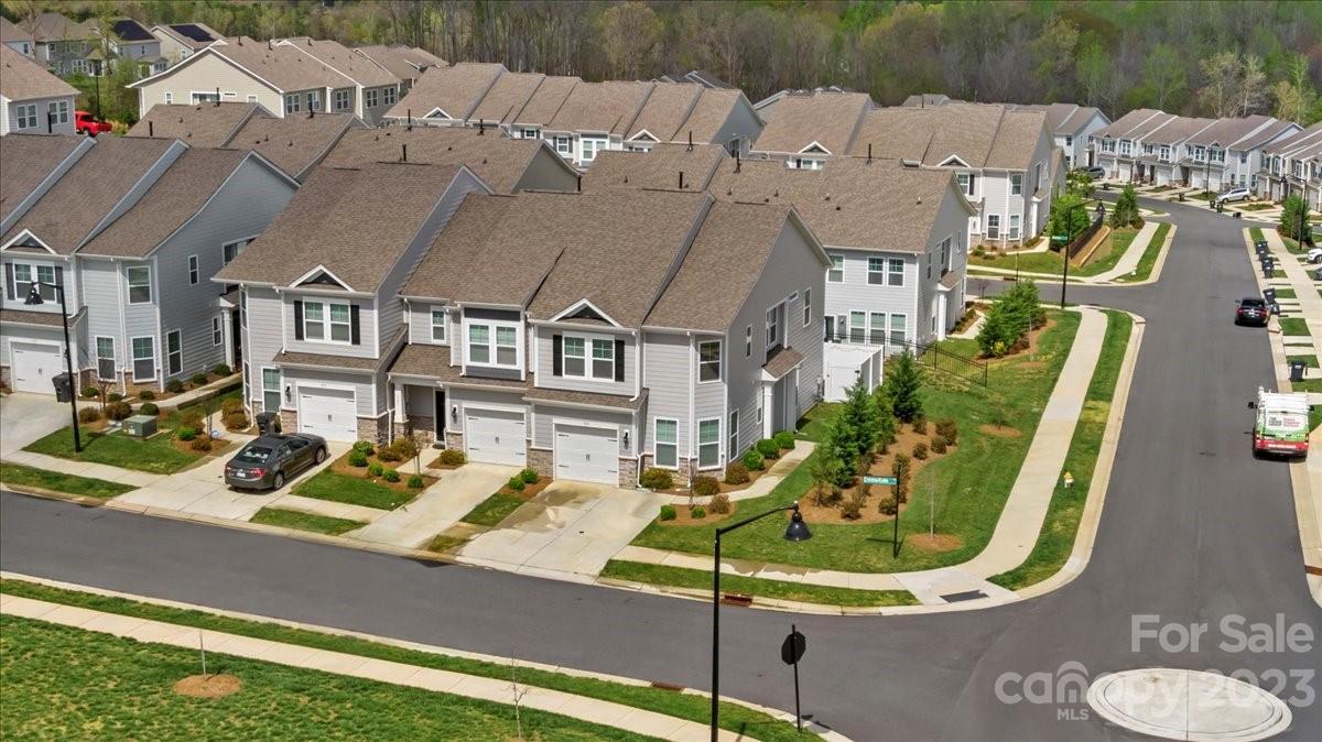 The Village At Ivy Ridge - Residential