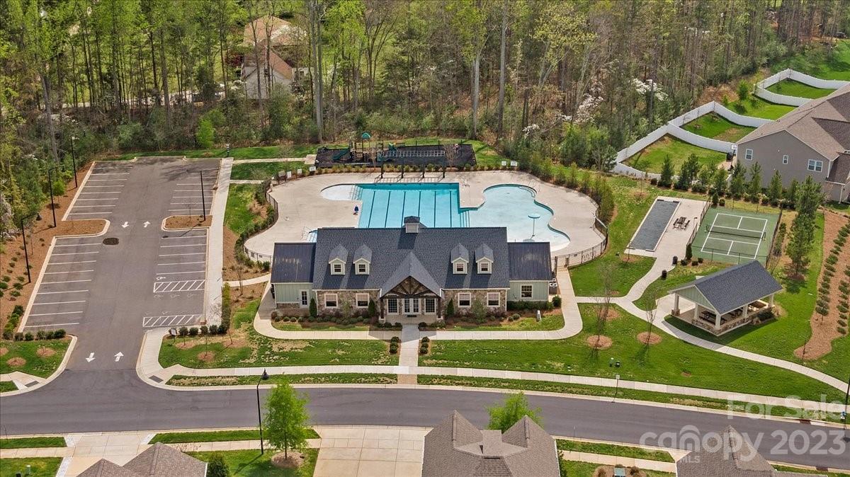 The Village At Ivy Ridge - Residential