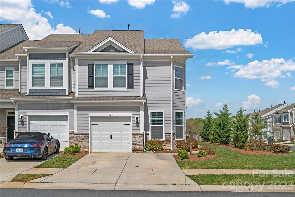 The Village At Ivy Ridge - Residential