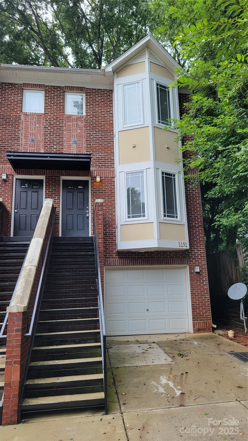 1151 Kurt Court