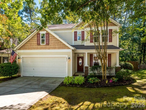 Photo of 9833 Coatbridge Drive, Charlotte, NC 28269 (MLS # 4434113)