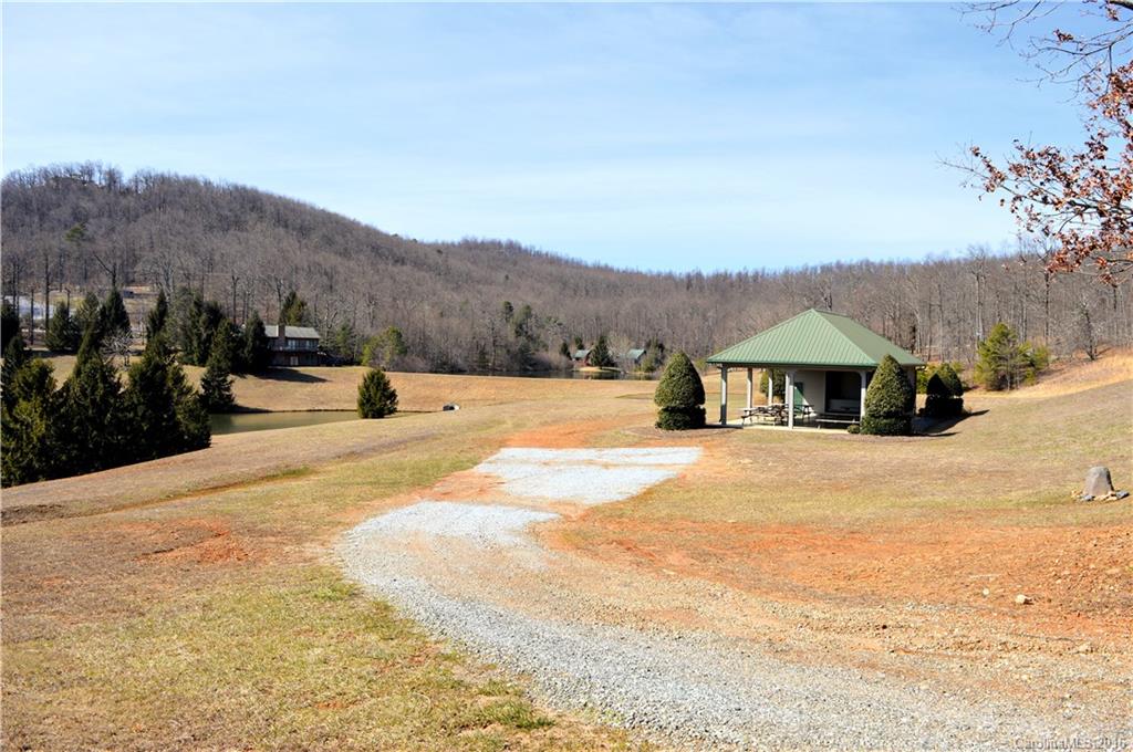 White Oak Mountain - Land