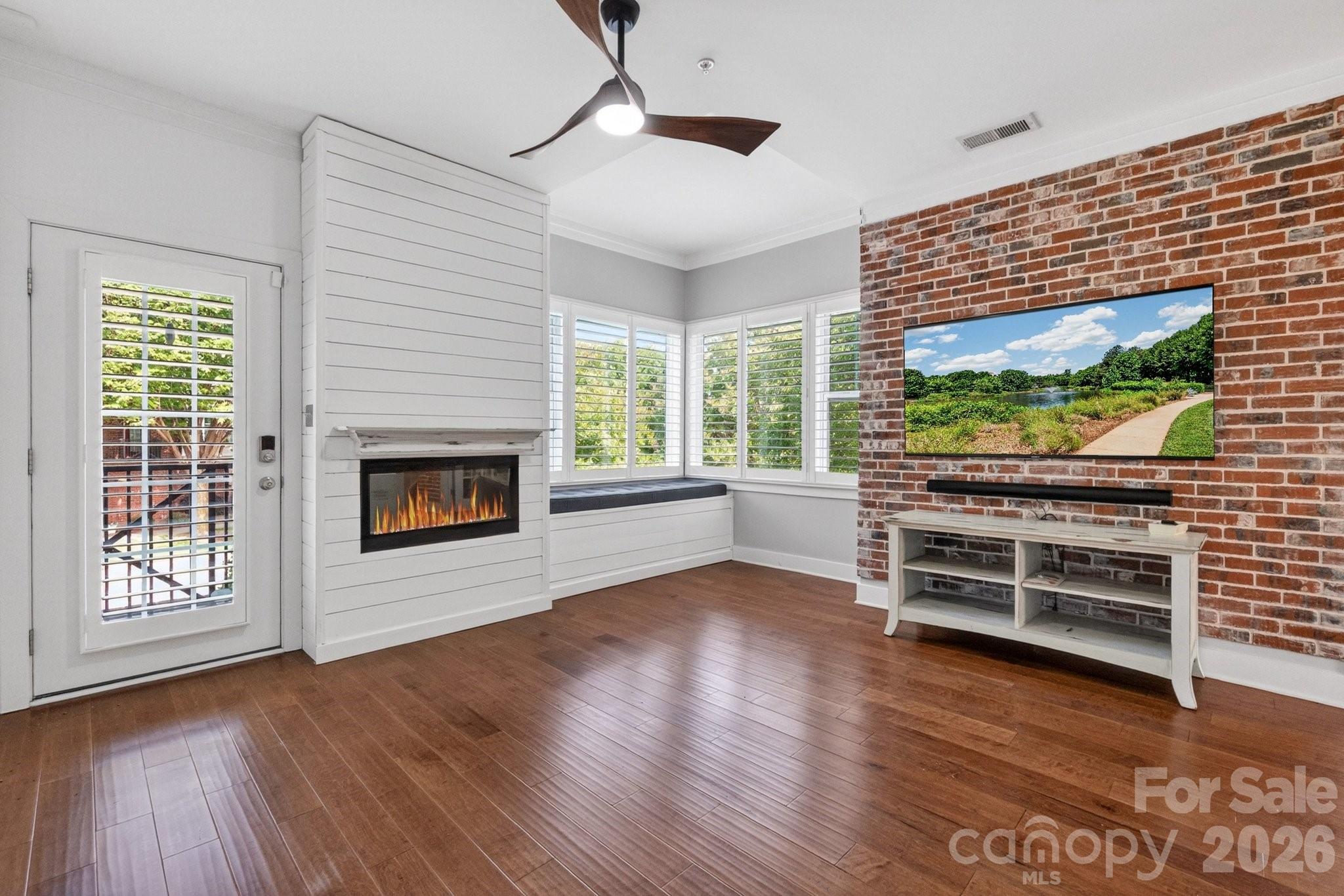 262 Harbour Place Drive 15