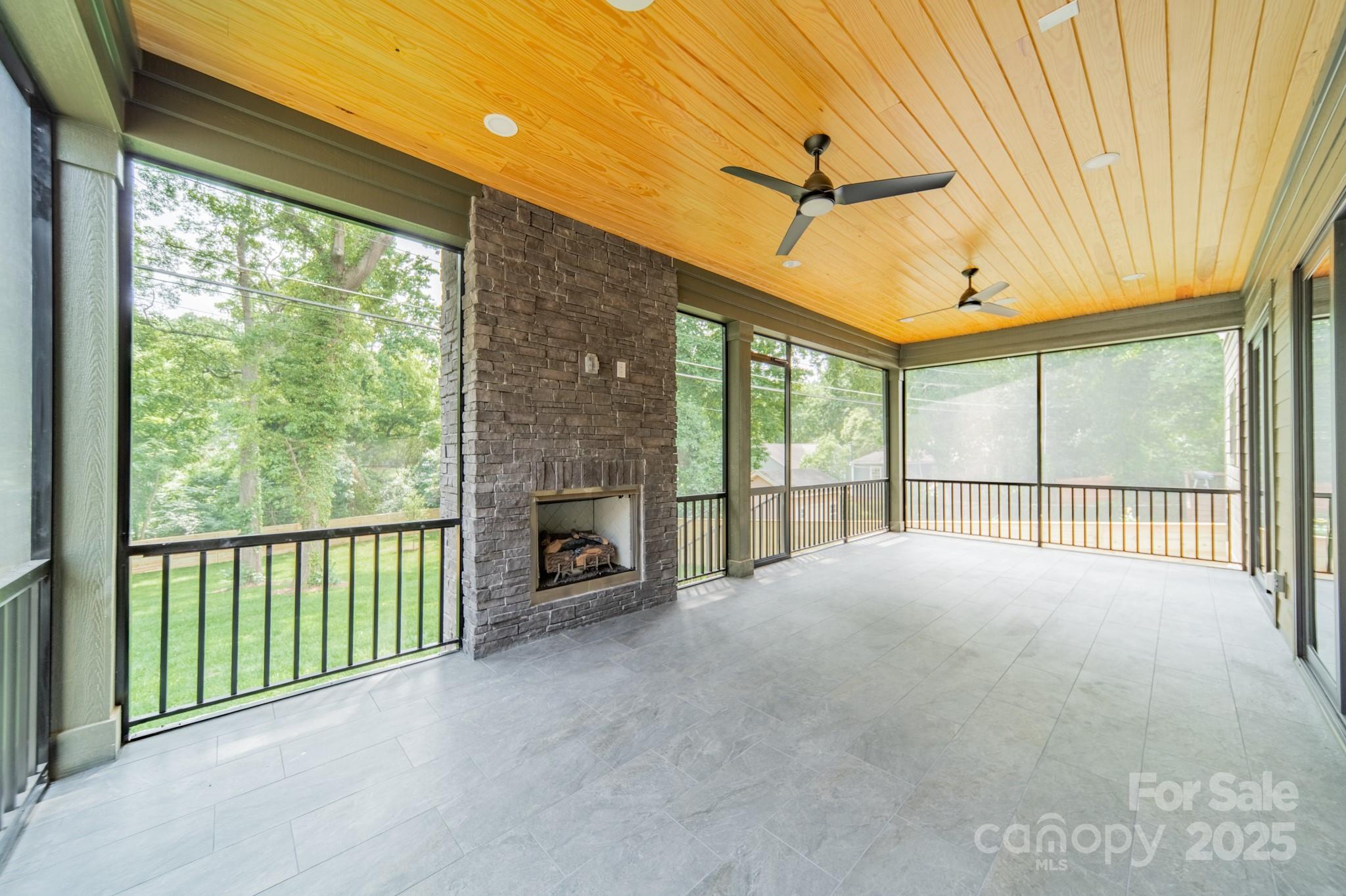 Chantilly - Residential