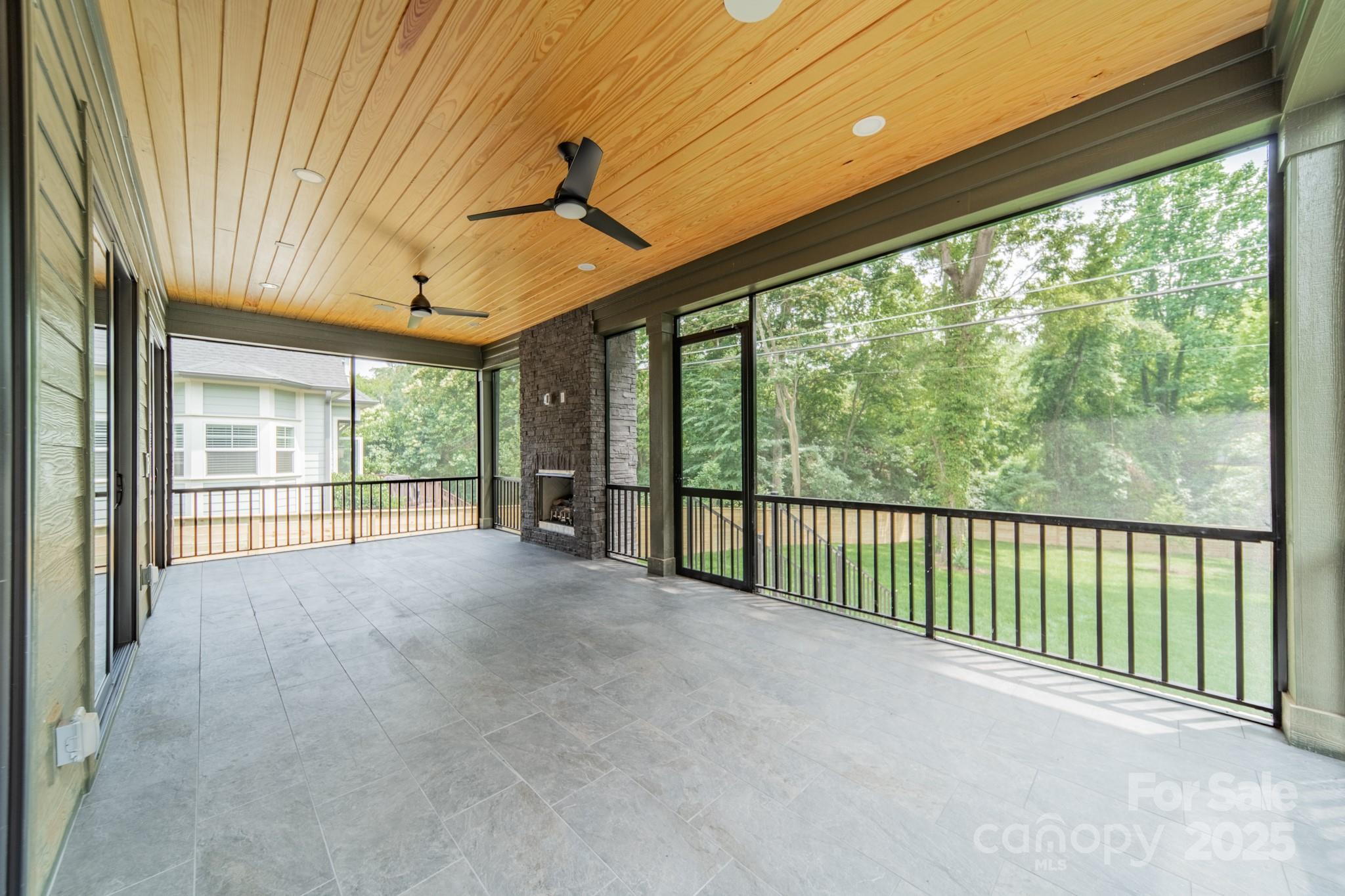 Chantilly - Residential