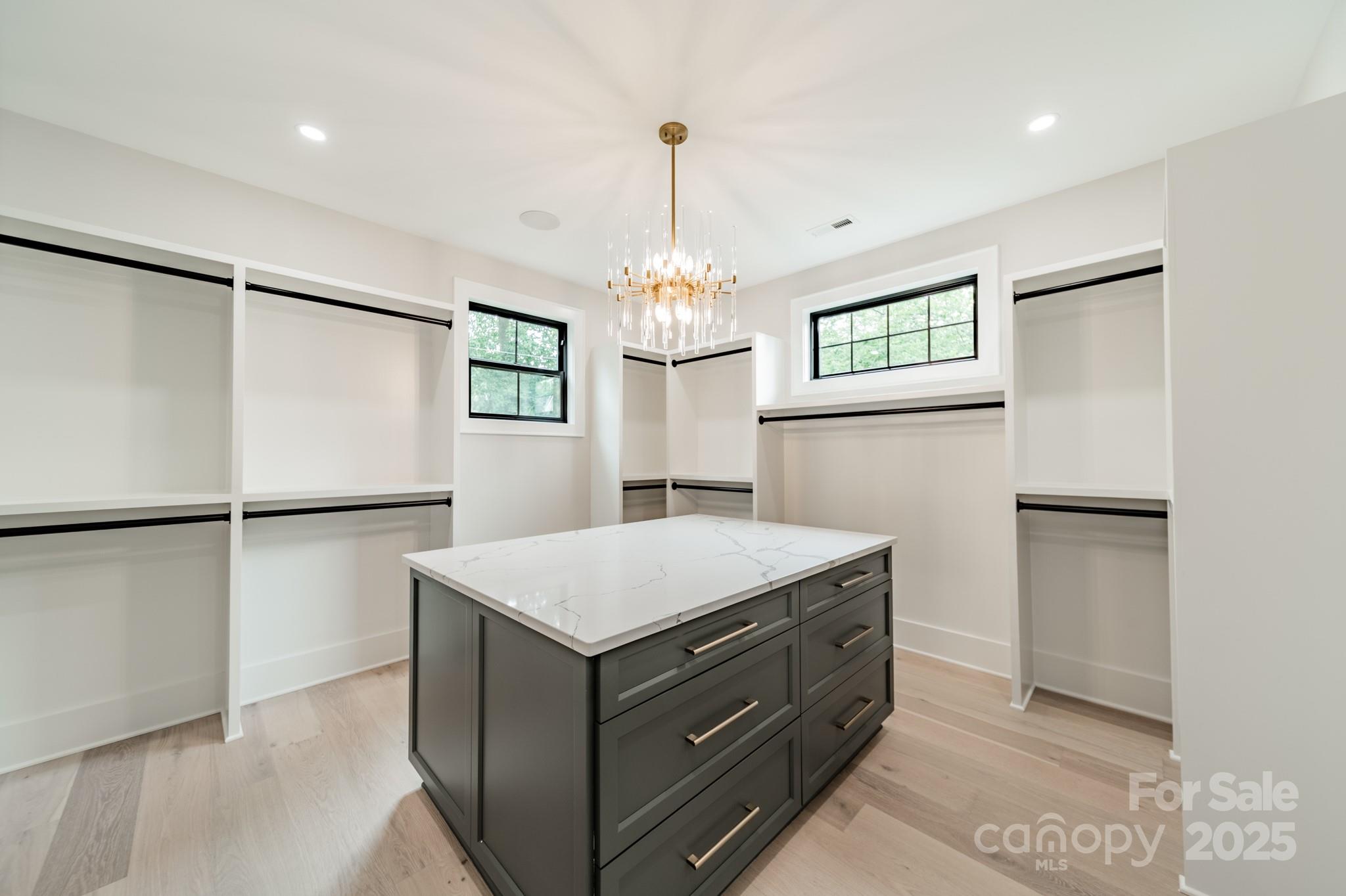 Chantilly - Residential