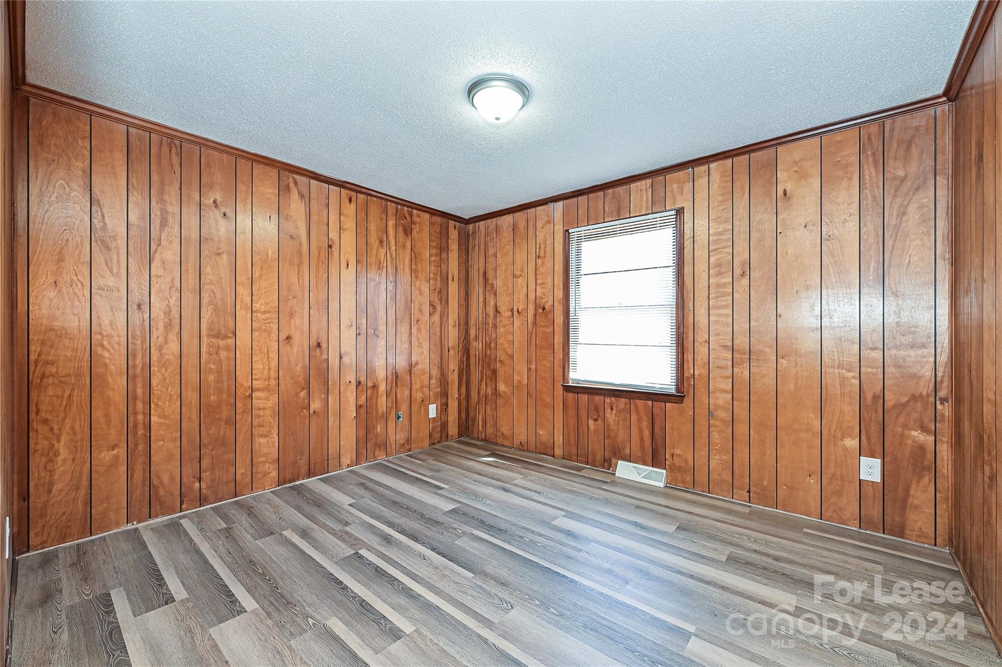 Brookwood - Residential Lease