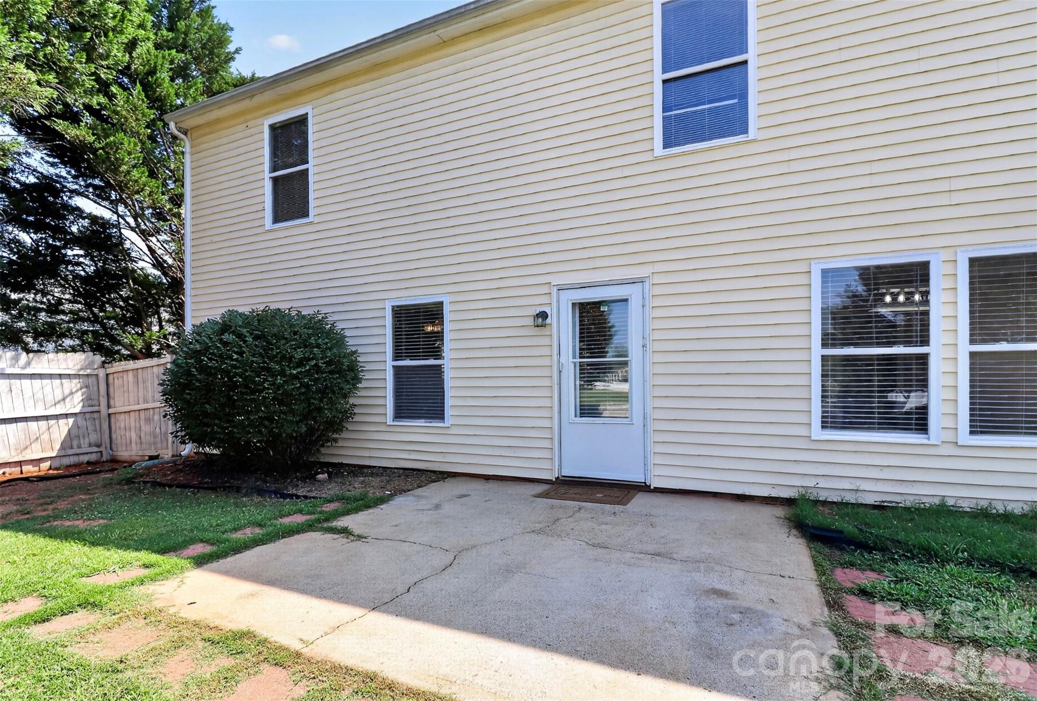 209 Farm Springs Drive