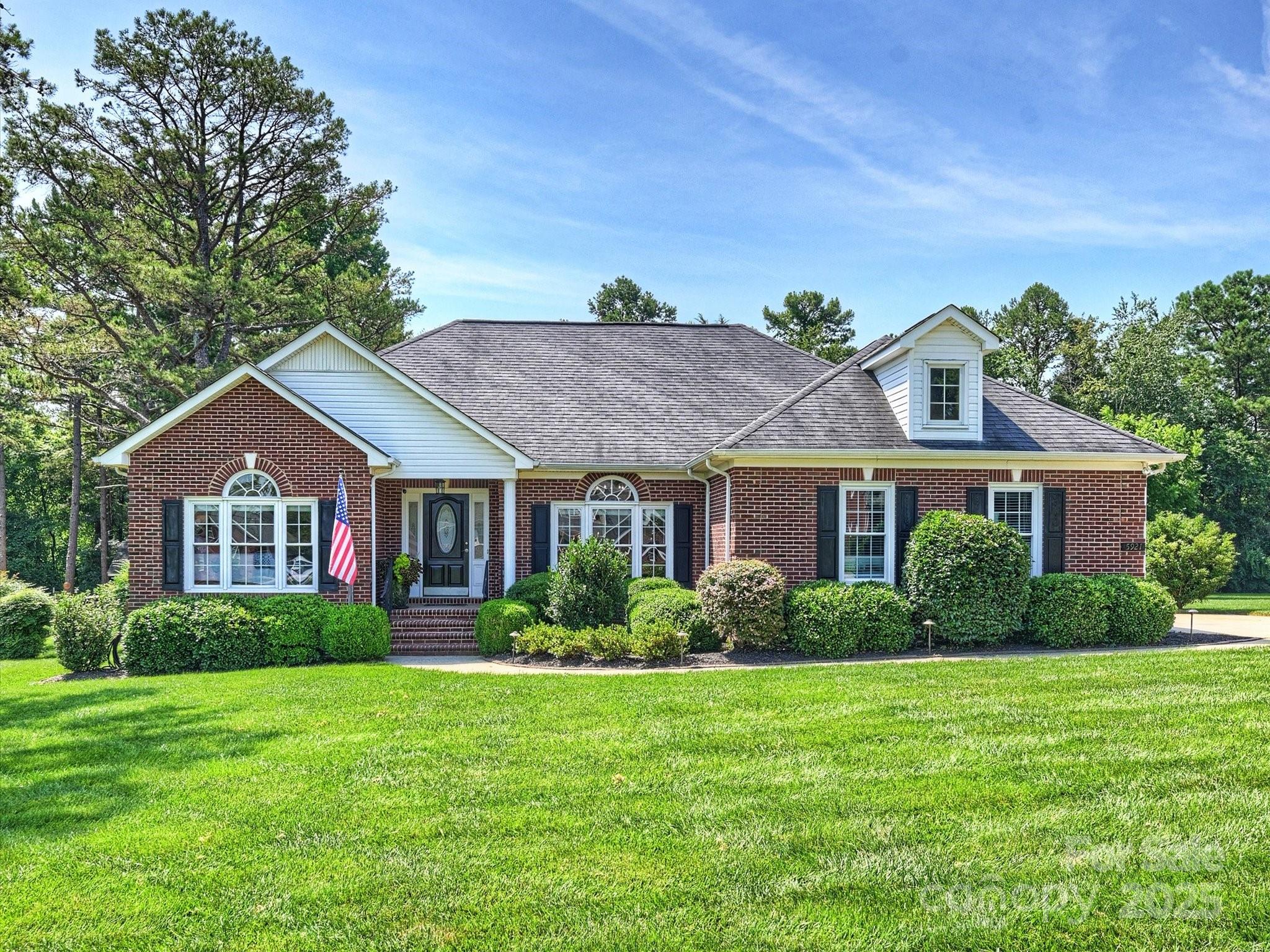 5921 Meadowmere Drive