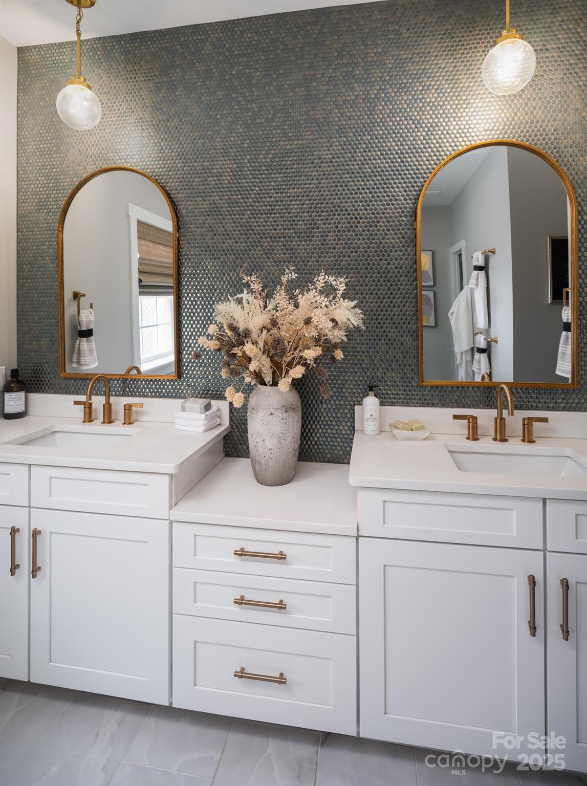 McLean - South Shore - Residential