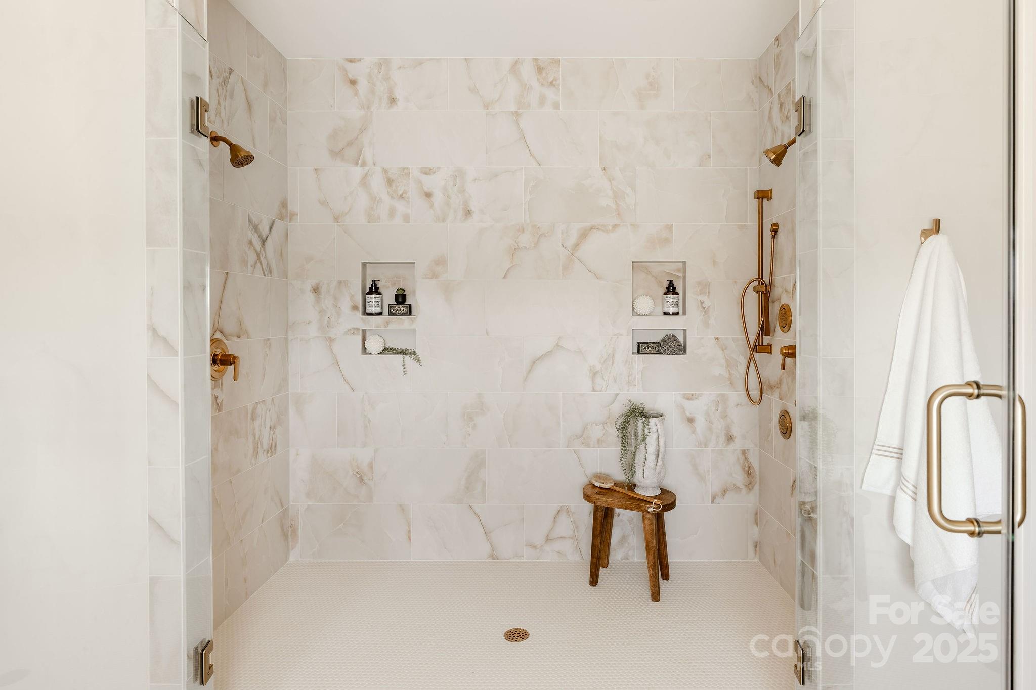 McLean - South Shore - Residential