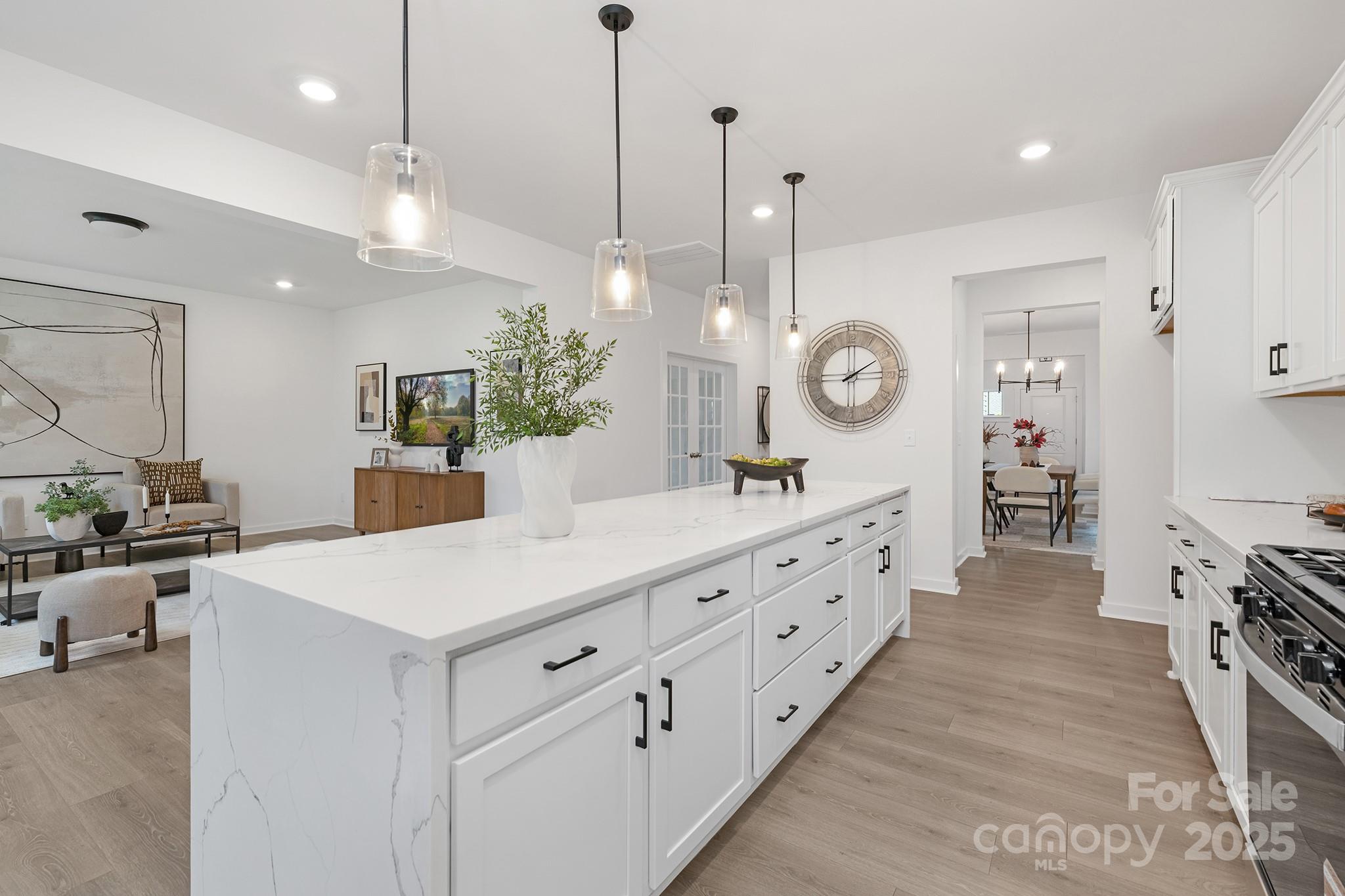 310 Jubilee Way 76p