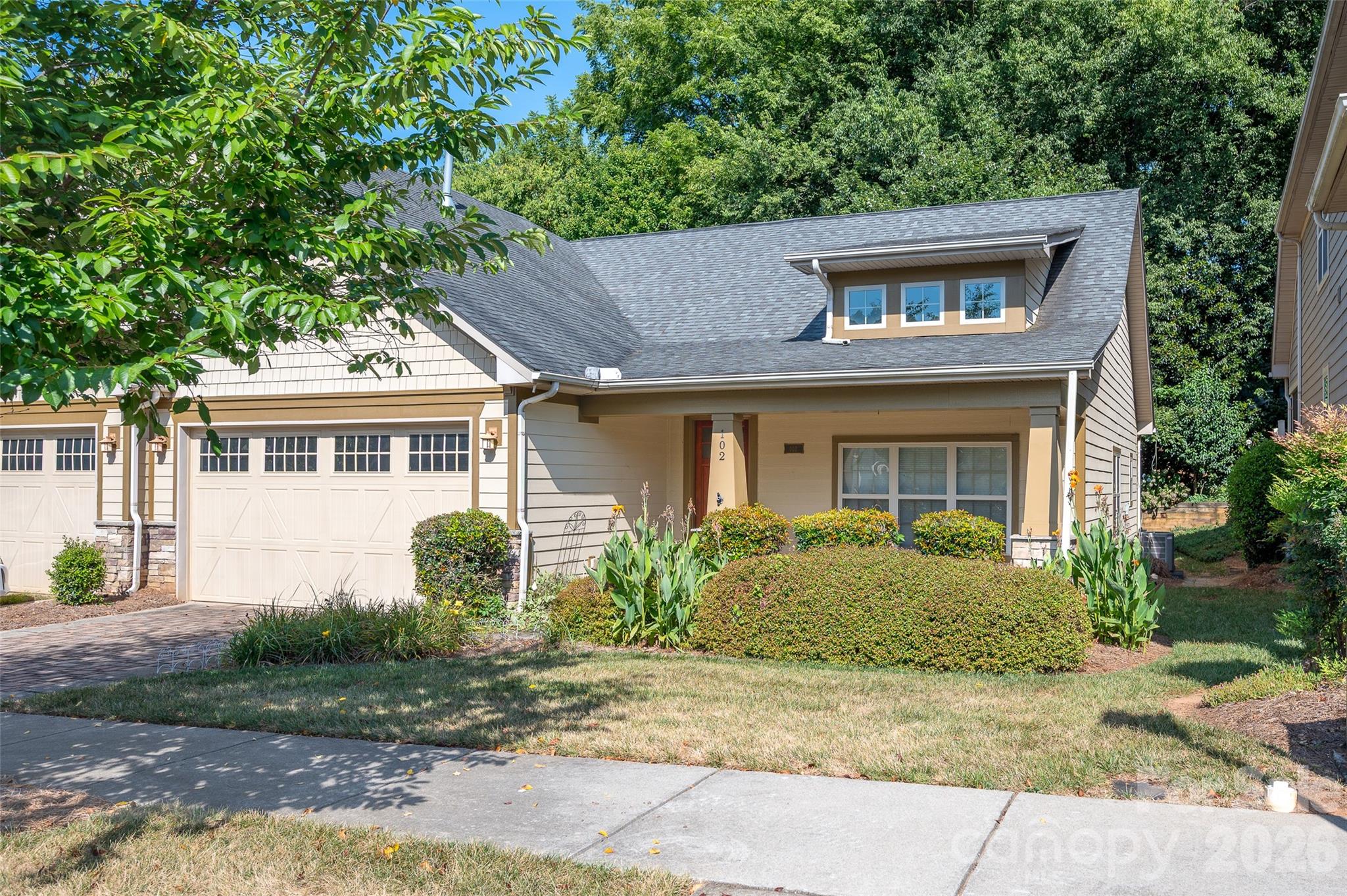 Emerald Green - Residential