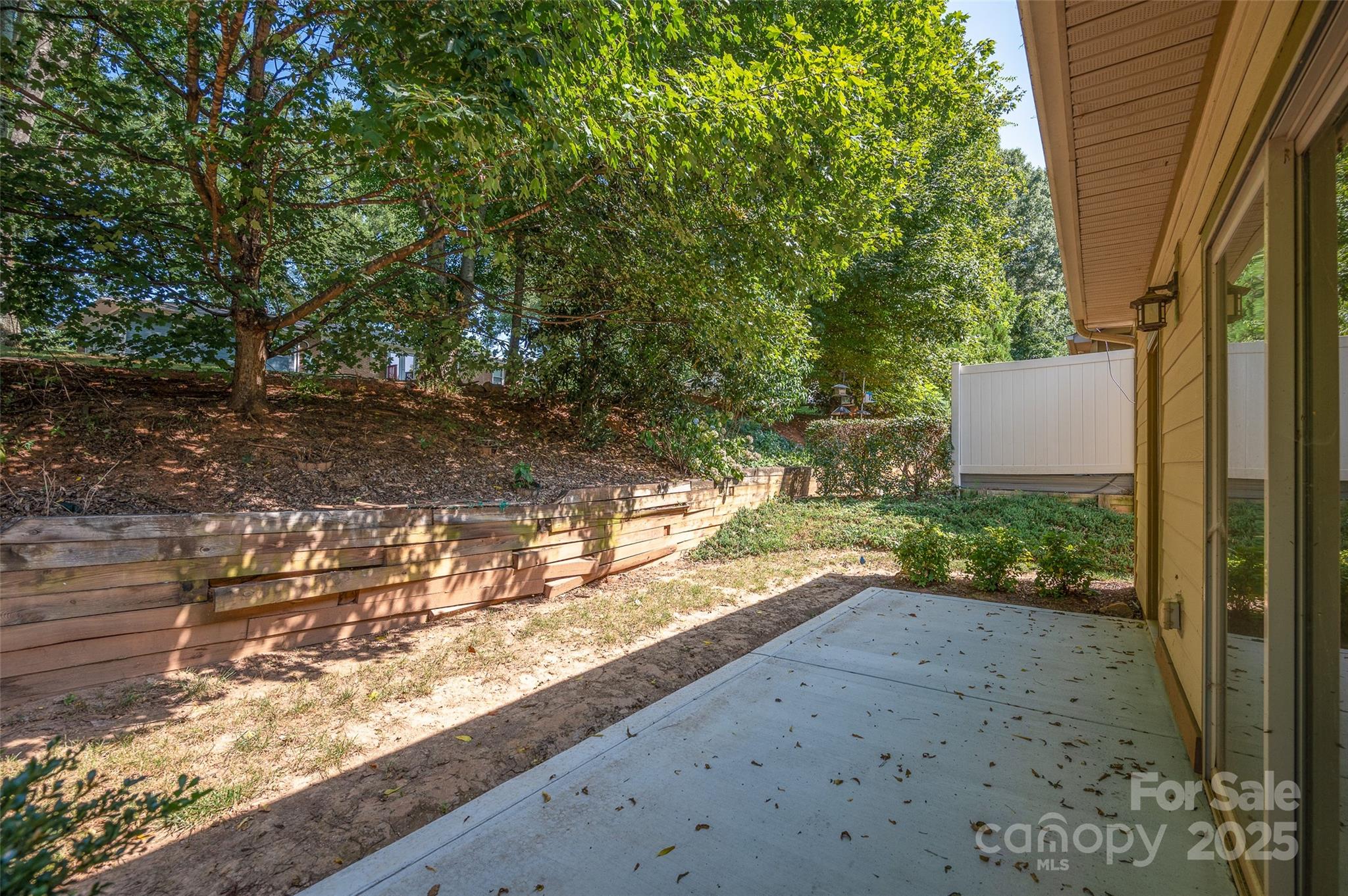 102 Coral Lane