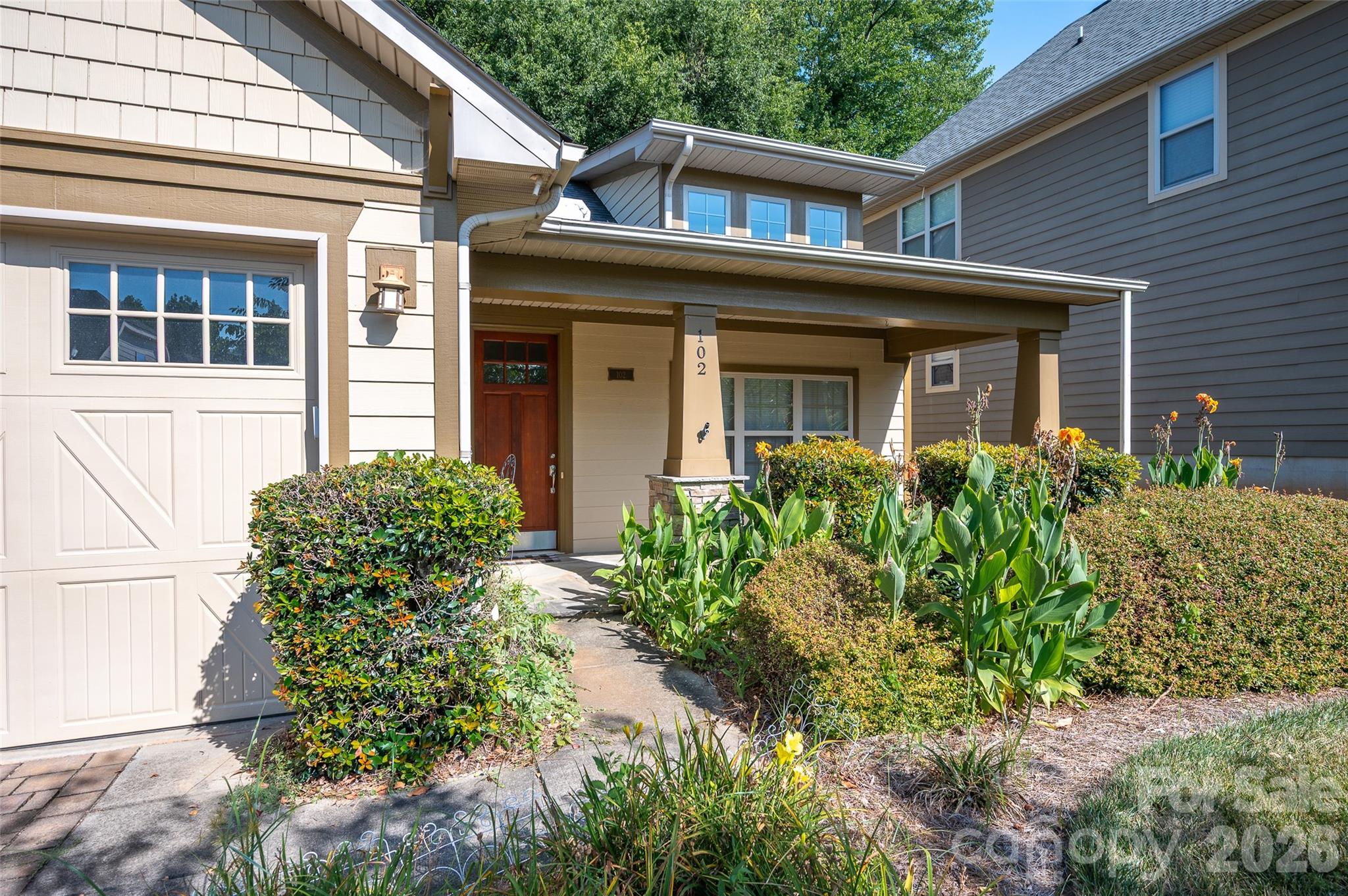 Emerald Green - Residential