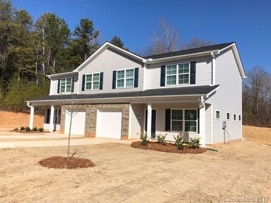 Newly Built Luxurious 2 story 3 bedroom 2.5 bath Town house. Beautiful stone work on the front Located in Salisbury. Minutes from I-85. Near Cabarrus Community Collage. 20 minutes to the city of Charlotte NC. Don't Miss out being the first to live in this town home. This is a new and up coming community. These Townhomes will go fast lets reserve yours Today !!!!