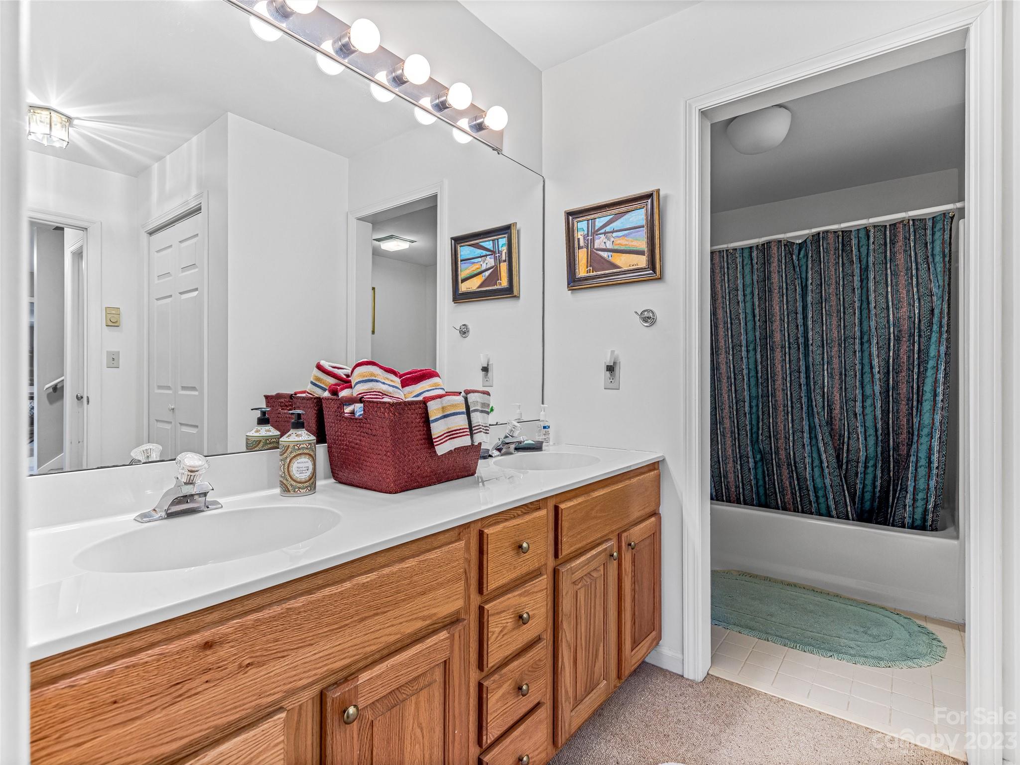 Lake Toxaway Estates - Residential