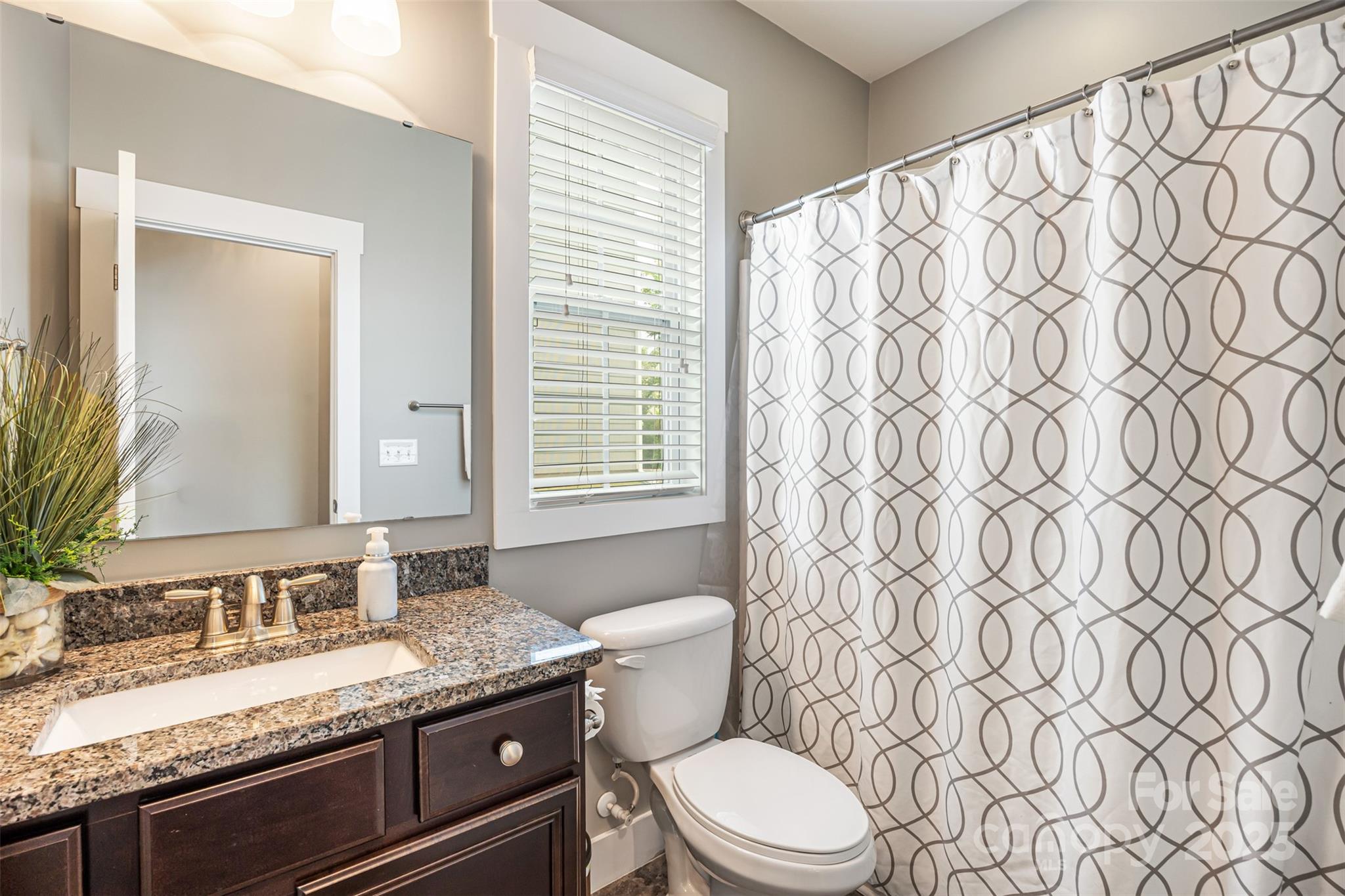 Hawks Creek - Residential