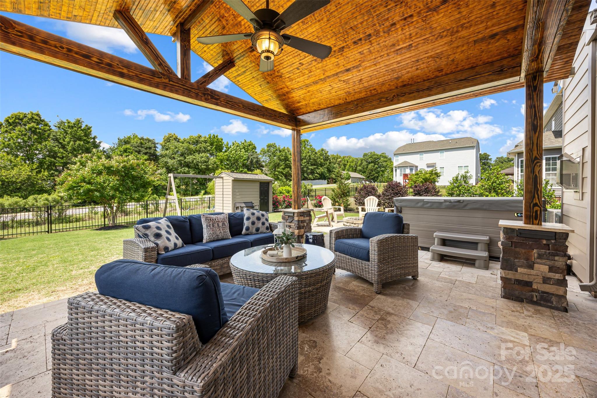 Hawks Creek - Residential