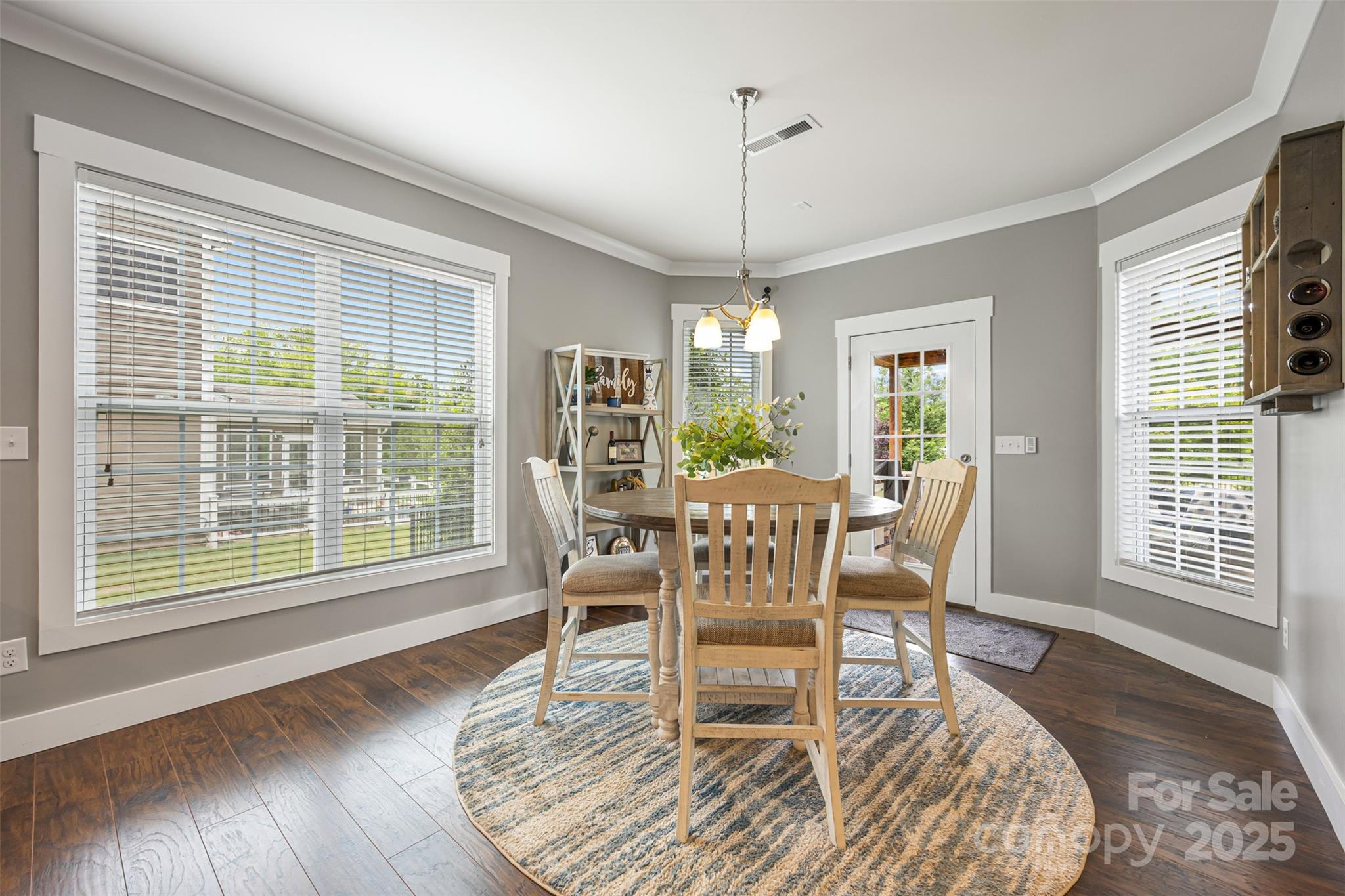 Hawks Creek - Residential