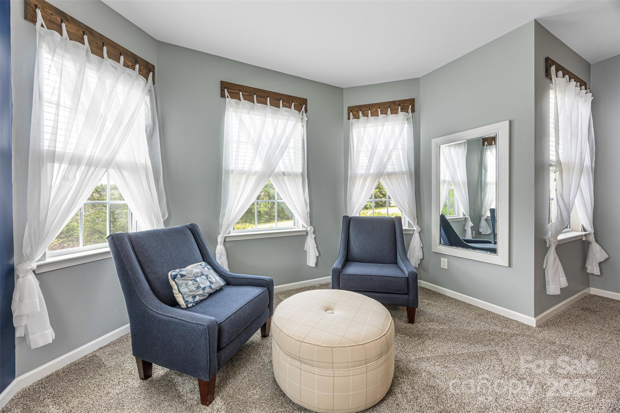 Hawks Creek - Residential