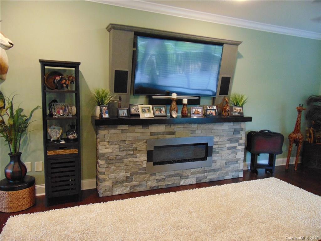 Sunset Pointe - Residential