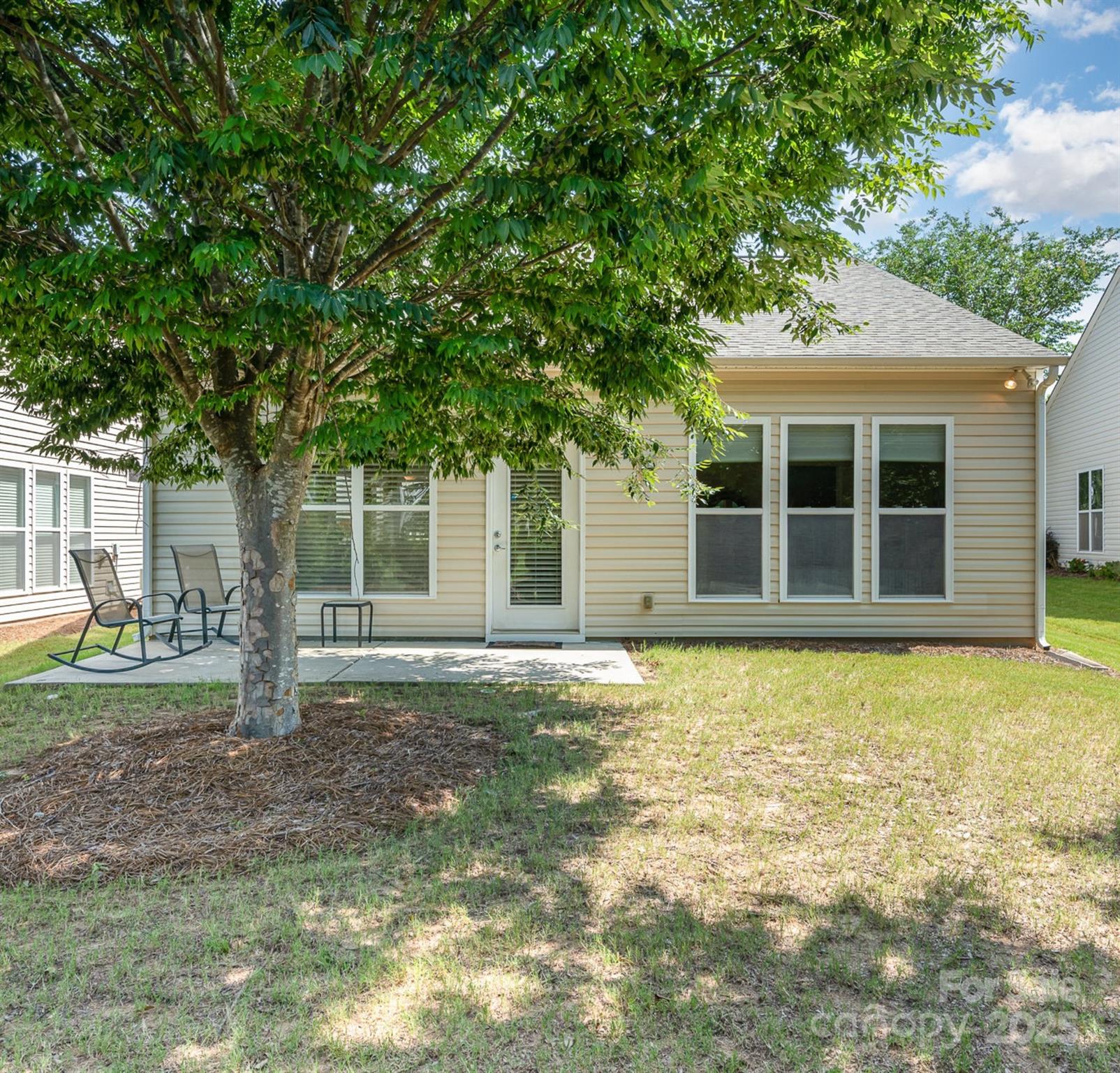 7406 Carolina Jessamine Court