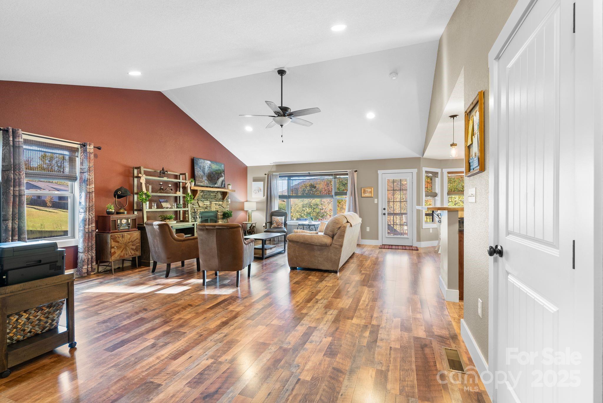 137 Oak Mountain Drive