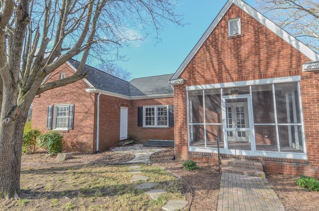 Sunny Hills - Residential