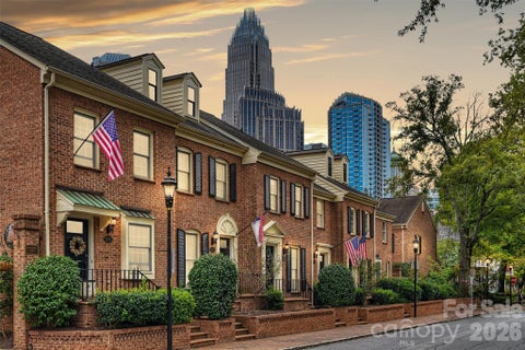 Photo of 500 N Poplar Street #B, Charlotte, NC 28202 (MLS # 4433917)