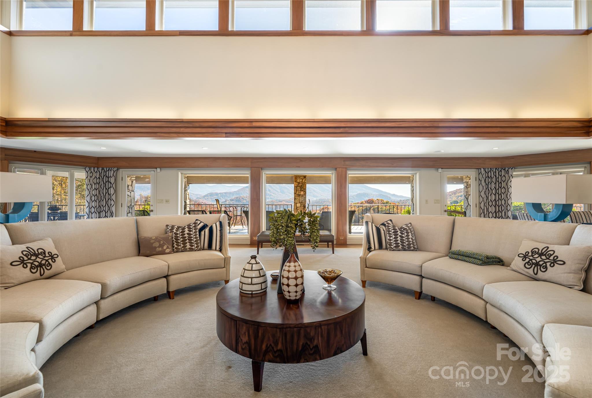 820 Laurel Ridge Drive