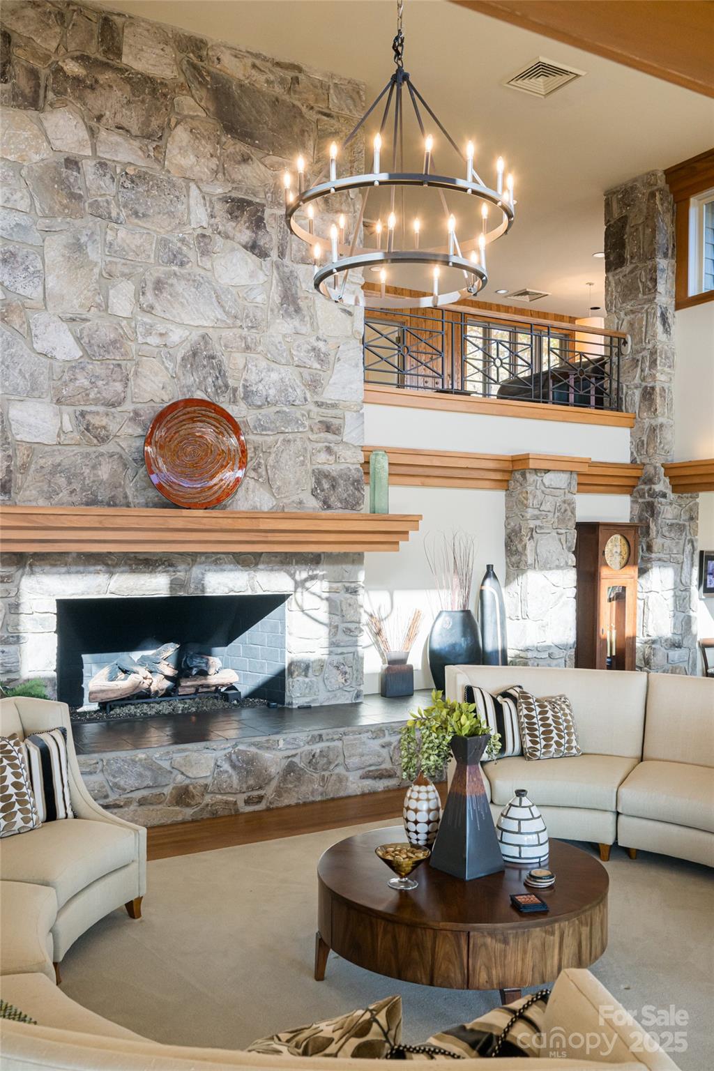 Laurel Ridge Country Club - Residential