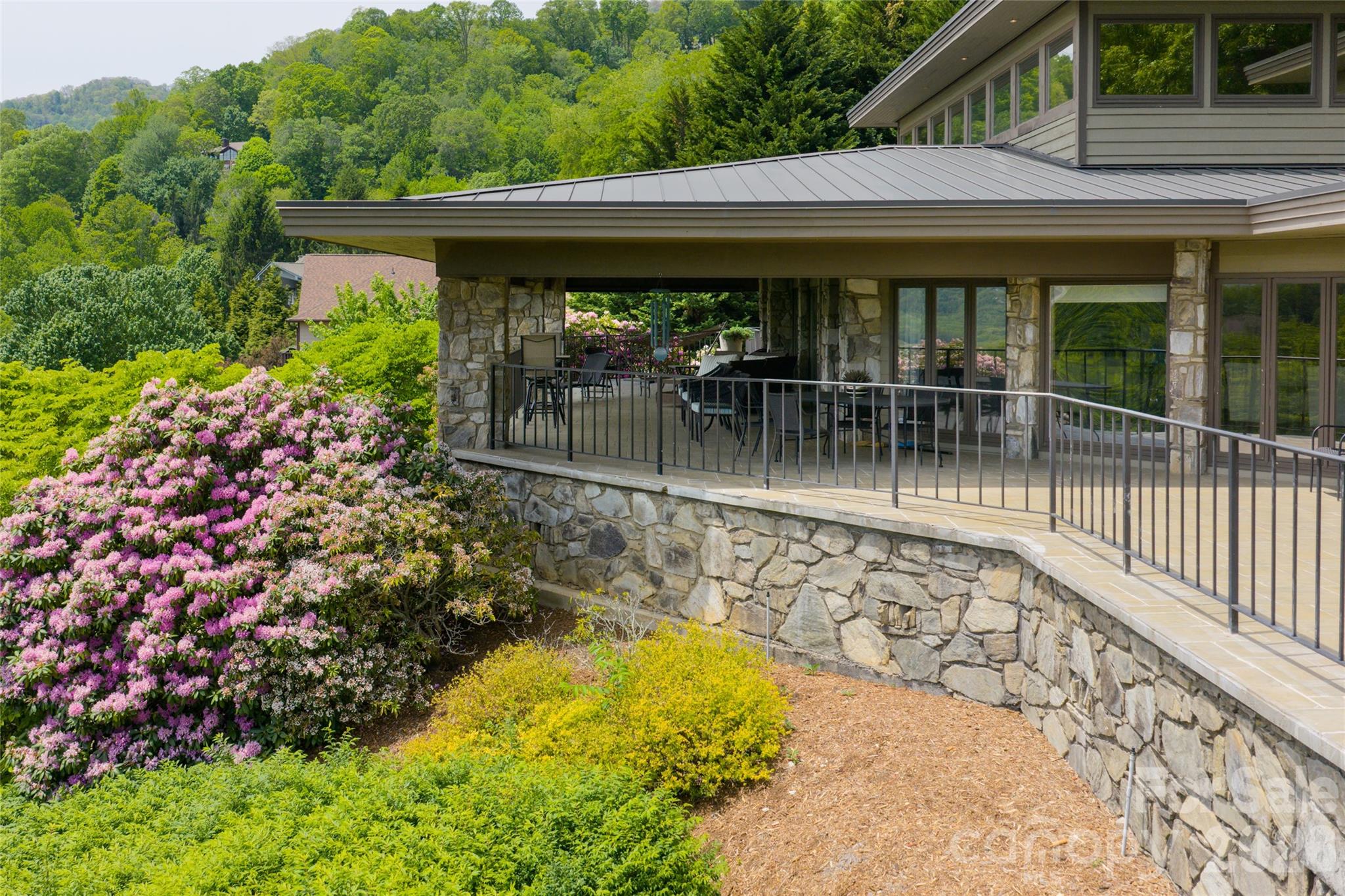 Laurel Ridge Country Club - Residential