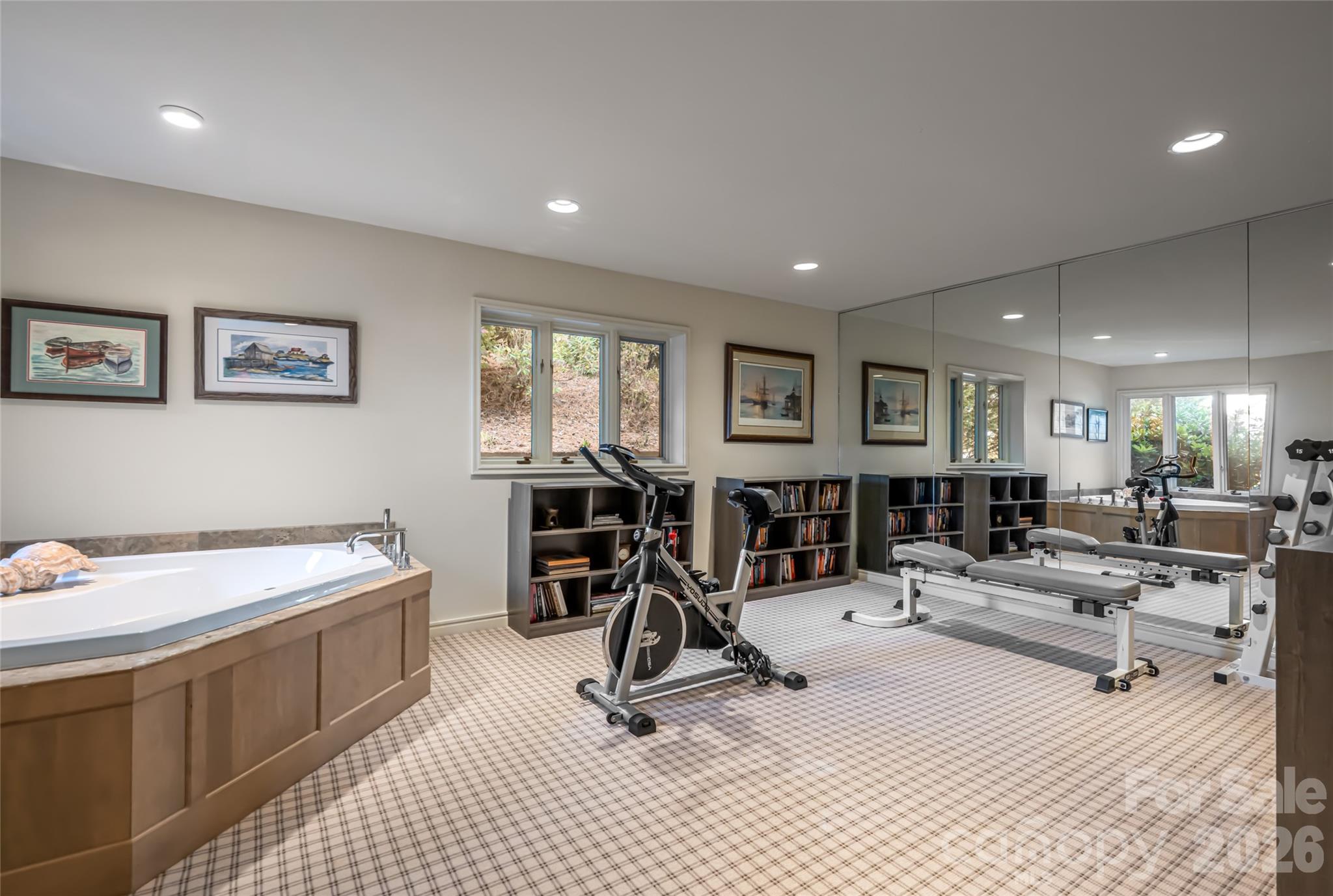 Laurel Ridge Country Club - Residential