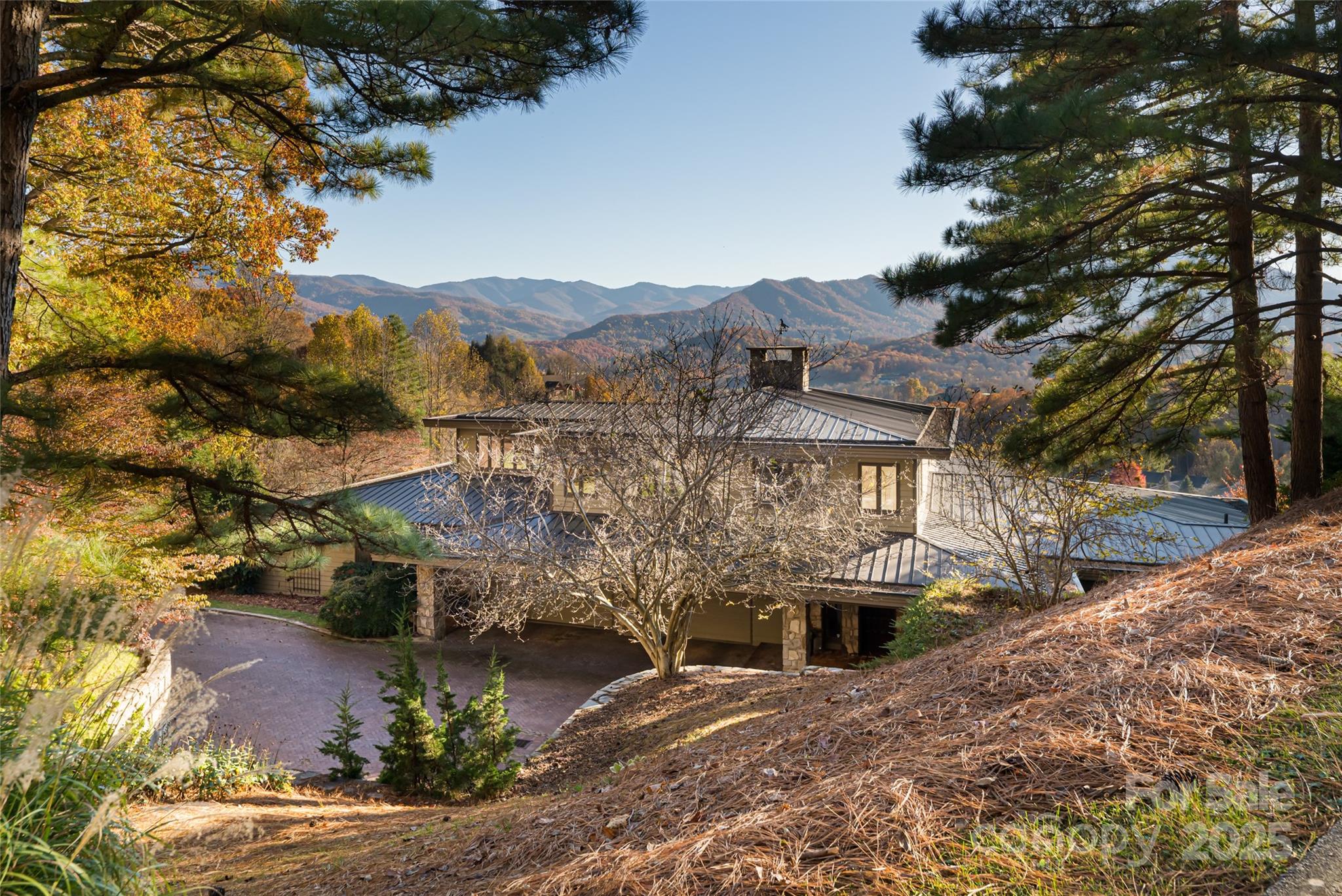 Laurel Ridge Country Club - Residential