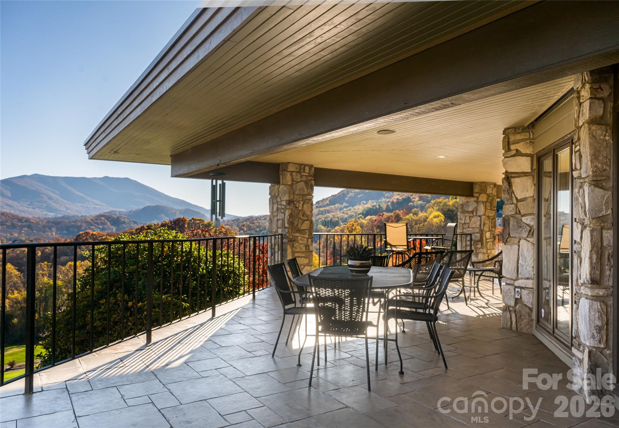 Laurel Ridge Country Club - Residential