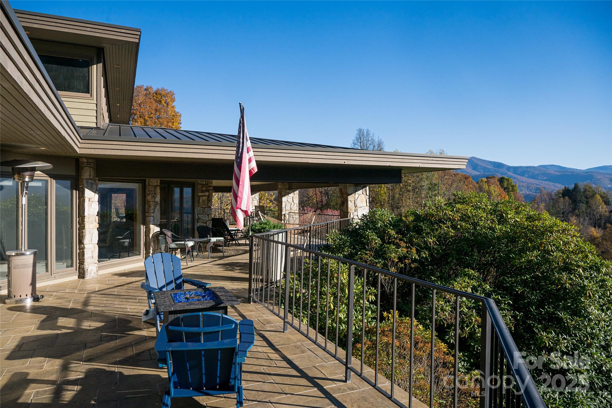 Laurel Ridge Country Club - Residential